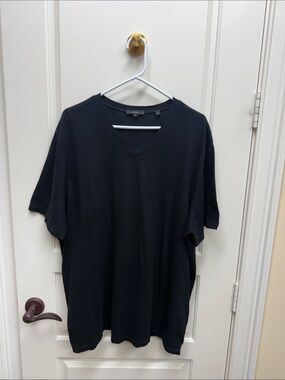 Vince Men's Black V-Neck Short Sleeve Tee